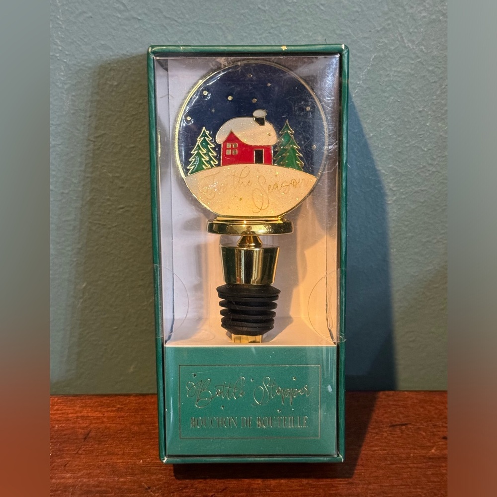 Saks Fifth Avenue “Tis the Season” Christmas Bottle Wine Stopper - New in Box